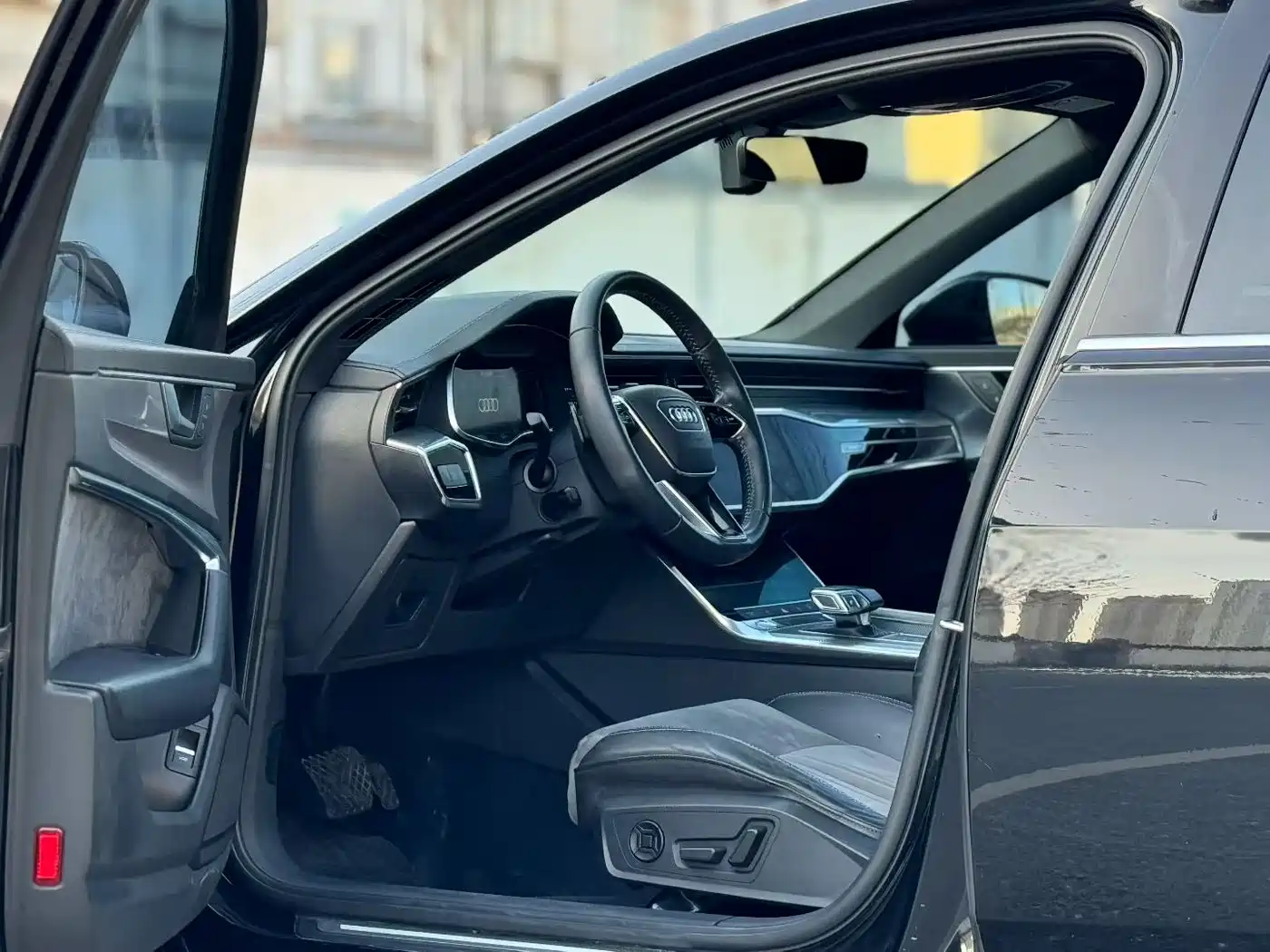 Audi A6L 2020 40 TFSI Luxury Dynamic фото 3
