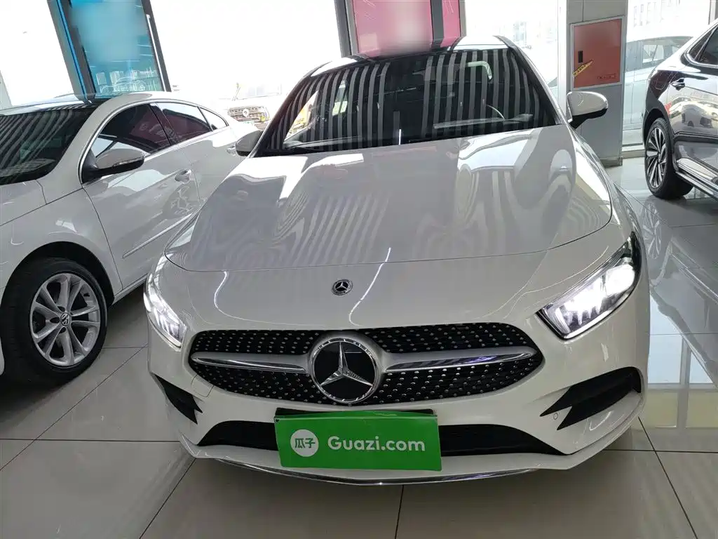 Mercedes-Benz A-Class 2022 Facelift III A 200 L Sport Sedan Fashion фото 3