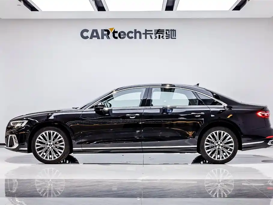 Audi A8 2024 Model A8L 50 TFSI quattro Executive фото 34
