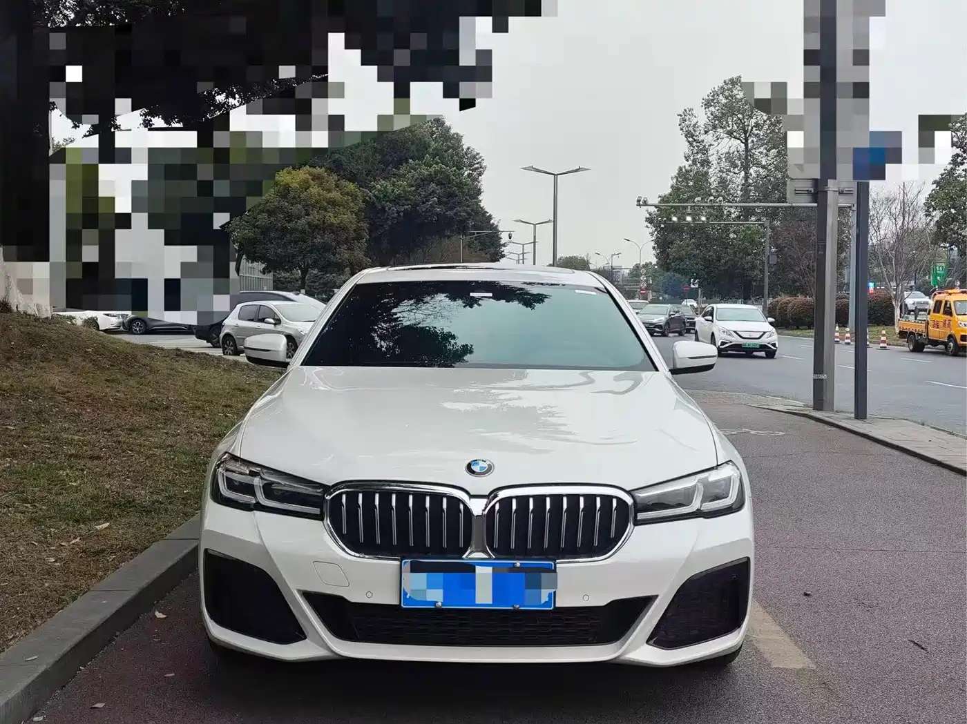 BMW 5 Series 2022 525Li M Sport Package фото 2