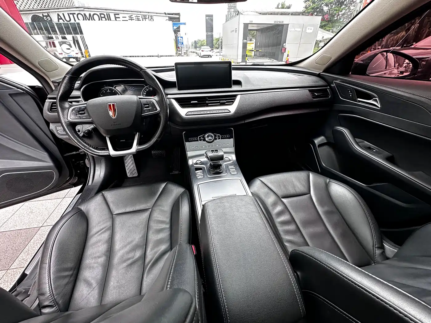 Hongqi H5 2020 1.5T DCT Qi Rhythm Edition фото 6