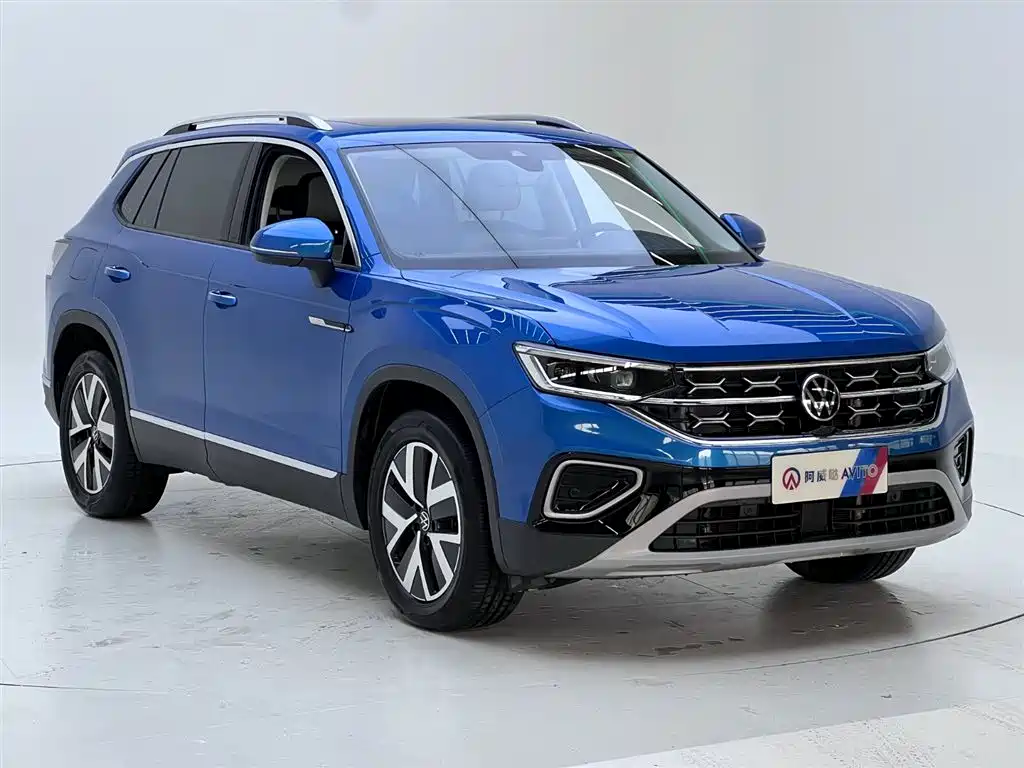 Volkswagen Tayron 2023 280TSI 2WD Luxury Plus Advanced Edition фото 3