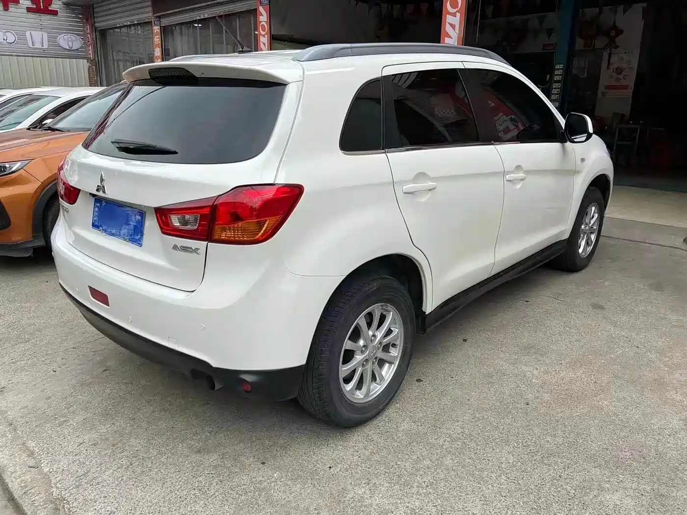 Mitsubishi ASX 2013 1.6L Manual 2WD Standard фото 3
