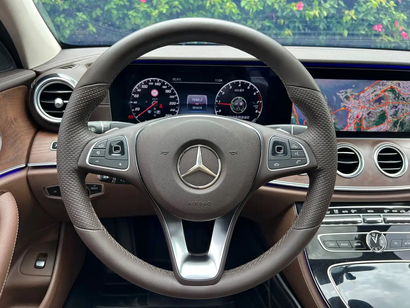 Mercedes-Benz E-Class 2017 E 300 L Luxury фото 7
