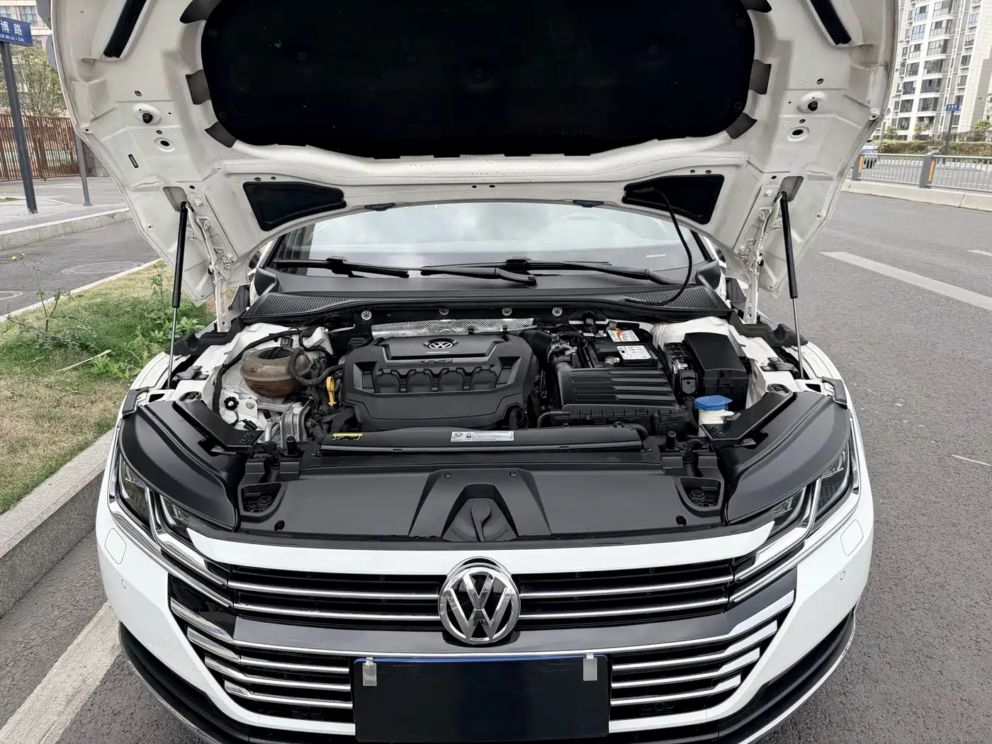 Volkswagen FAW-Volkswagen CC 2020 330TSI Glamour Version China VI фото 13