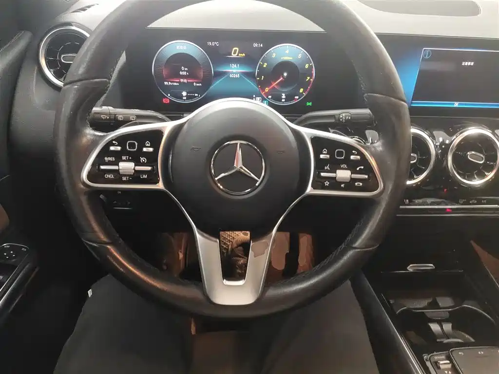 MERCEDES-BENZ CLASS B