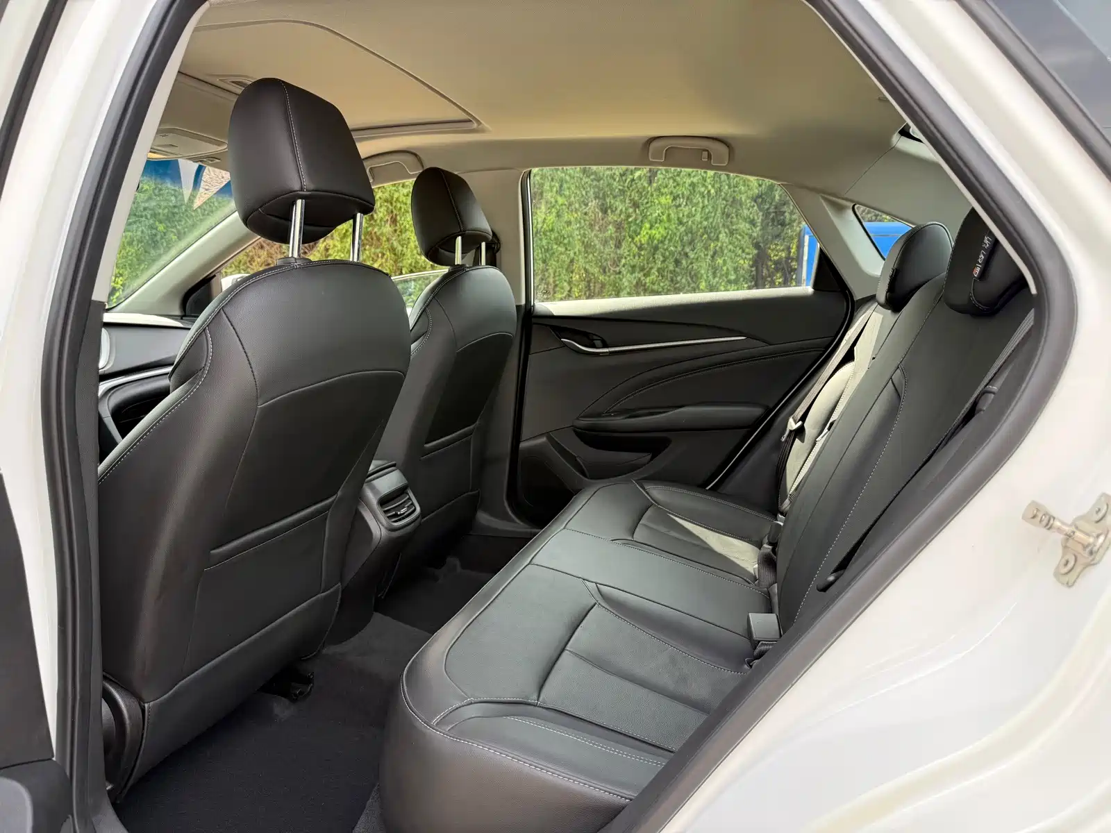 Фото 15 - Buick Excelle