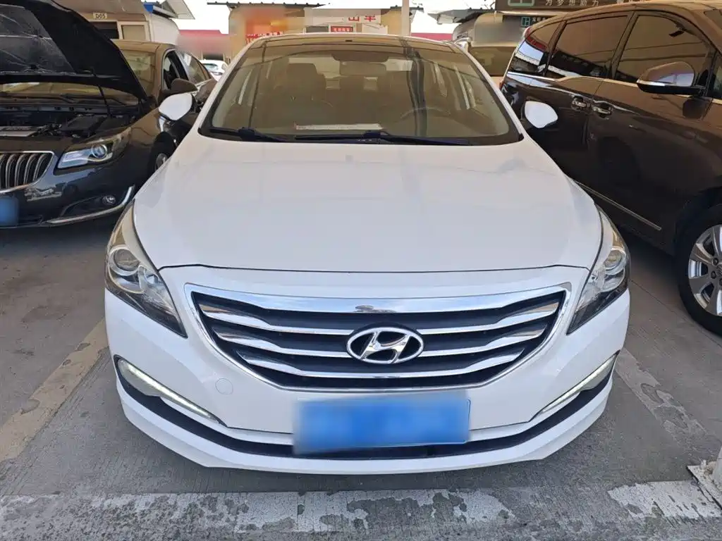 Hyundai Mistra 2014 1.8L Auto Premium DLX фото 3