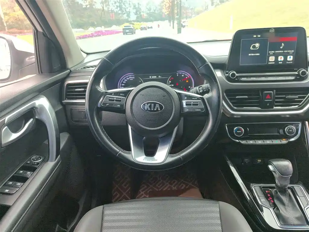 Kia Sportage 2019 2.0L Automatic Smart Luxury Edition фото 4