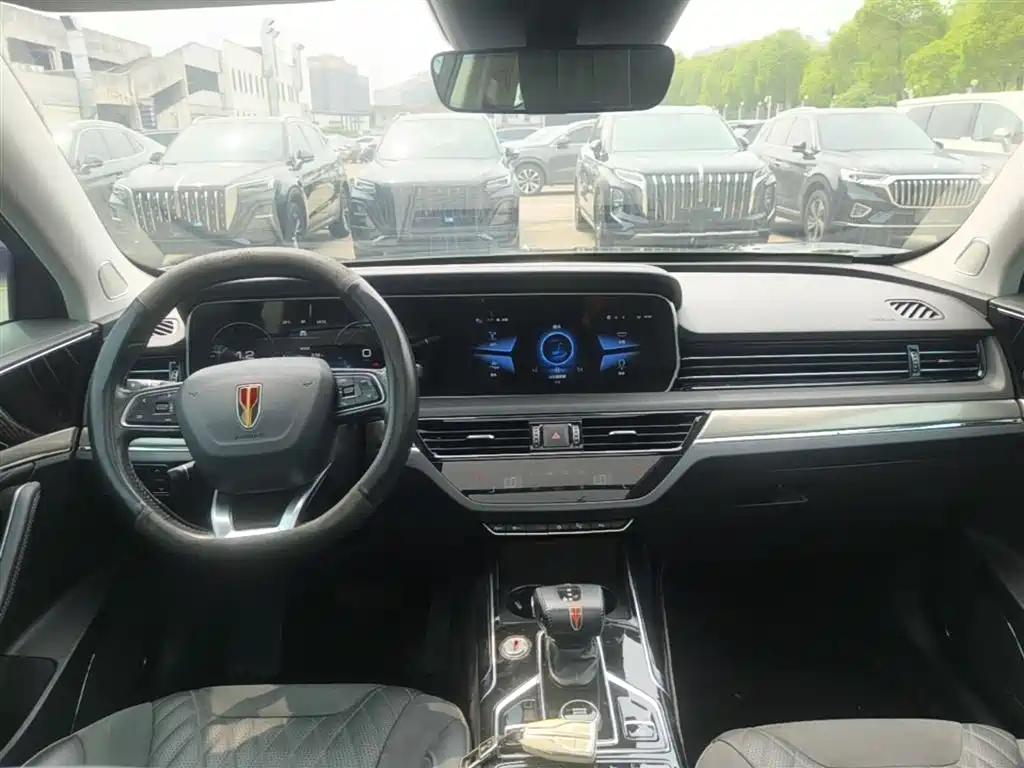 Hongqi HS5 2022 Facelift 2.0T Smart Flag Enjoyment Edition фото 10