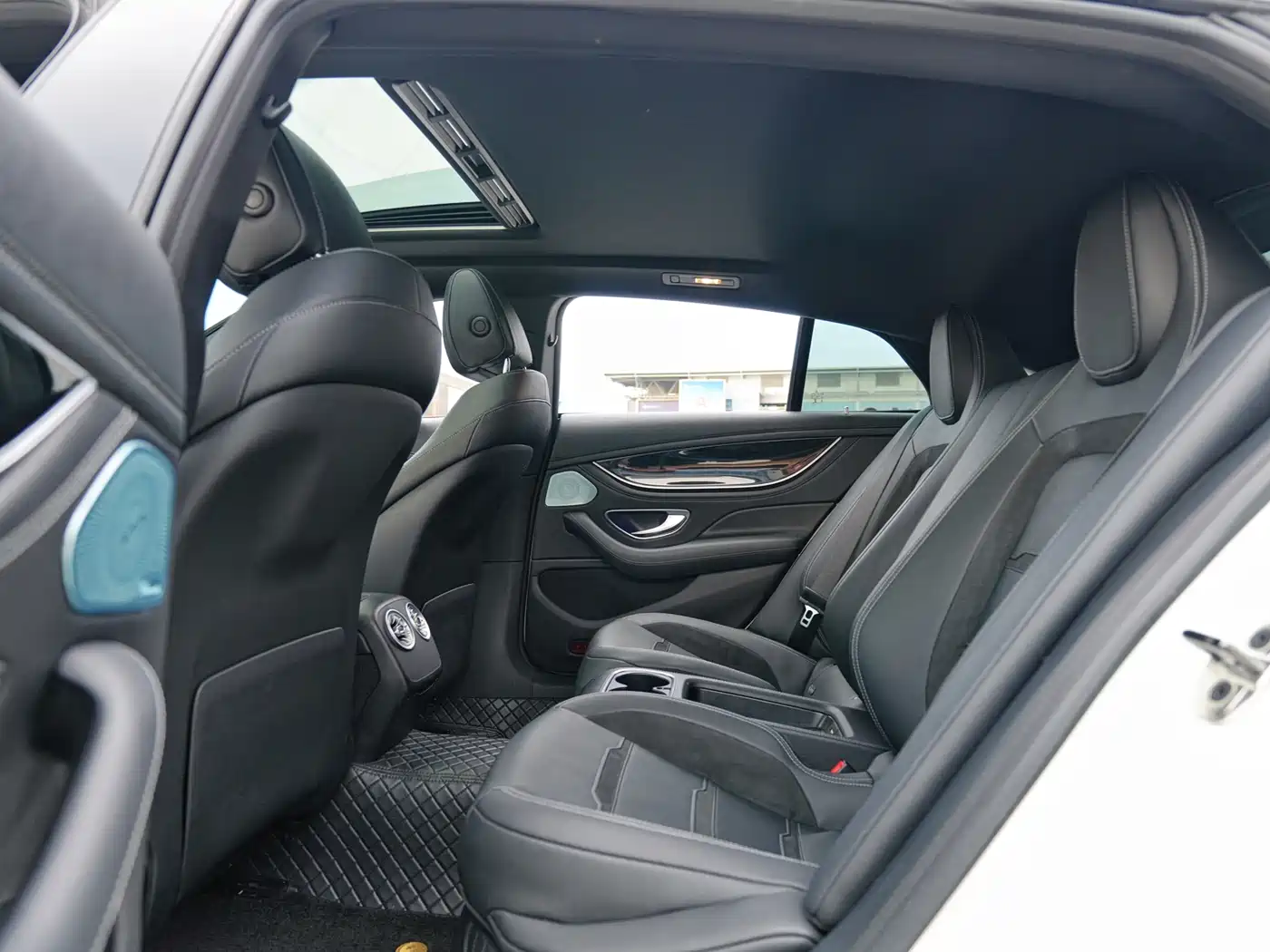 Mercedes-Benz AMG GT 2019 AMG GT 50 4-Door Coupe фото 8