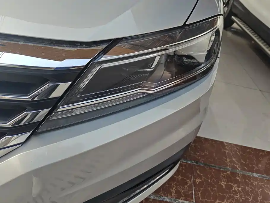 Volkswagen Lavida, миниатюра 5