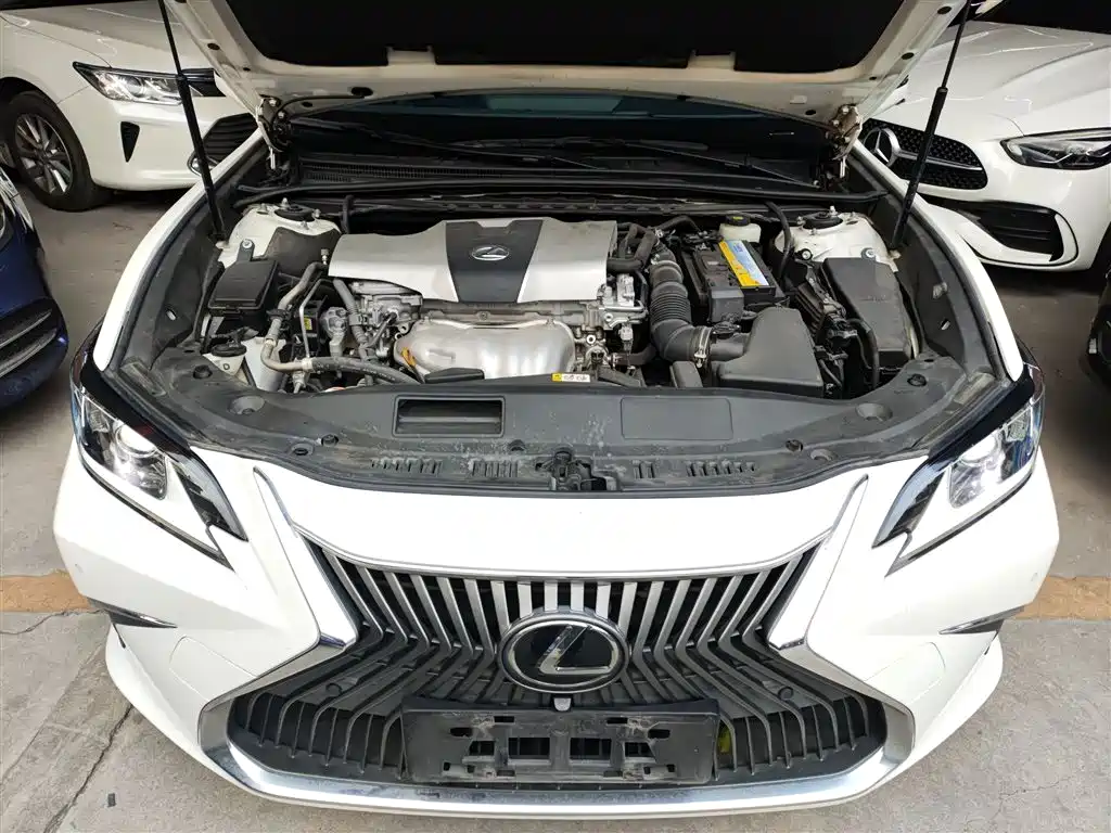 Lexus ES 2018 200 Excellence Edition China V фото 16