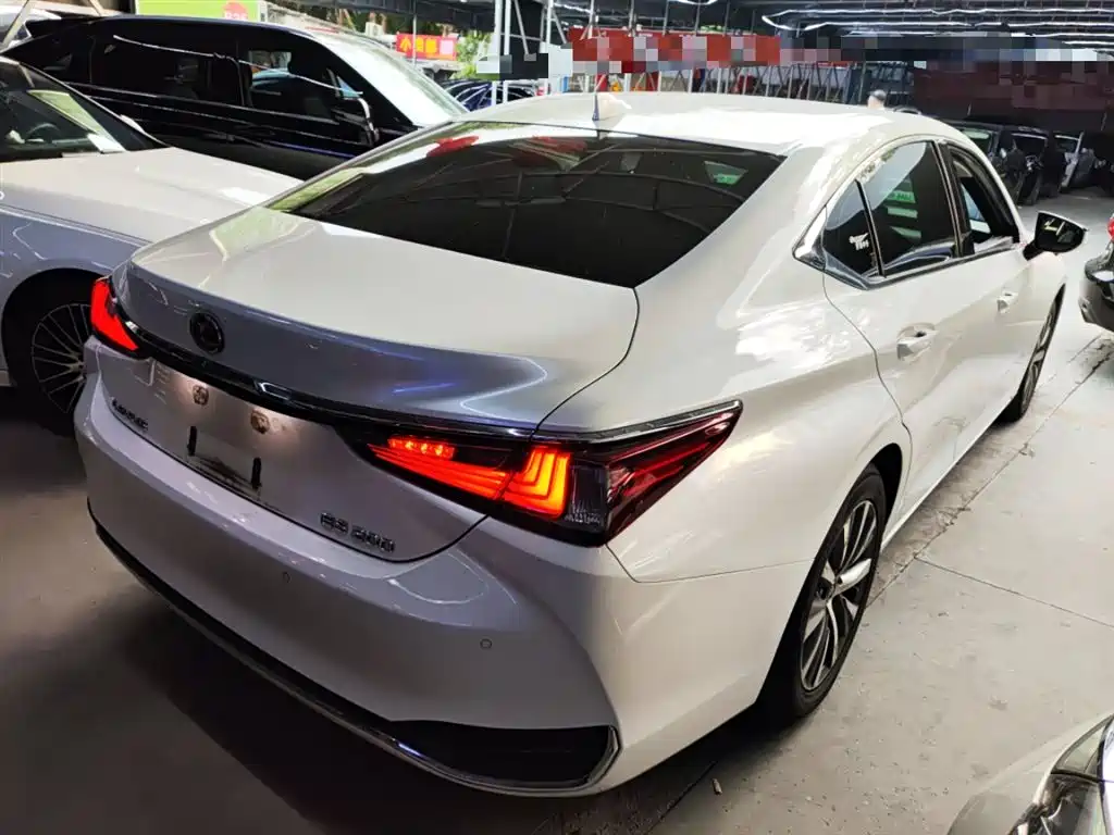 Lexus ES 2018 200 Excellence Edition China V фото 5