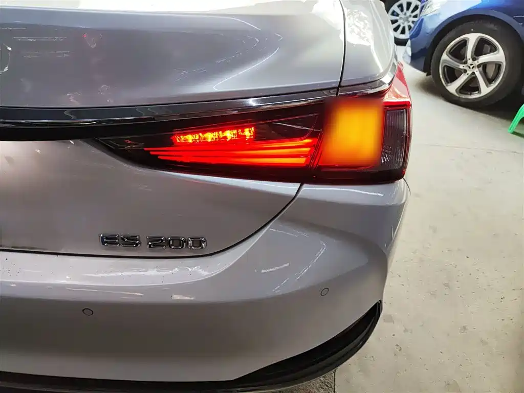 Lexus ES 2018 200 Excellence Edition China V фото 24