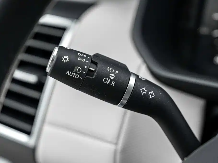 Land Rover Discovery 2024 2024 360PS Dynamic SE