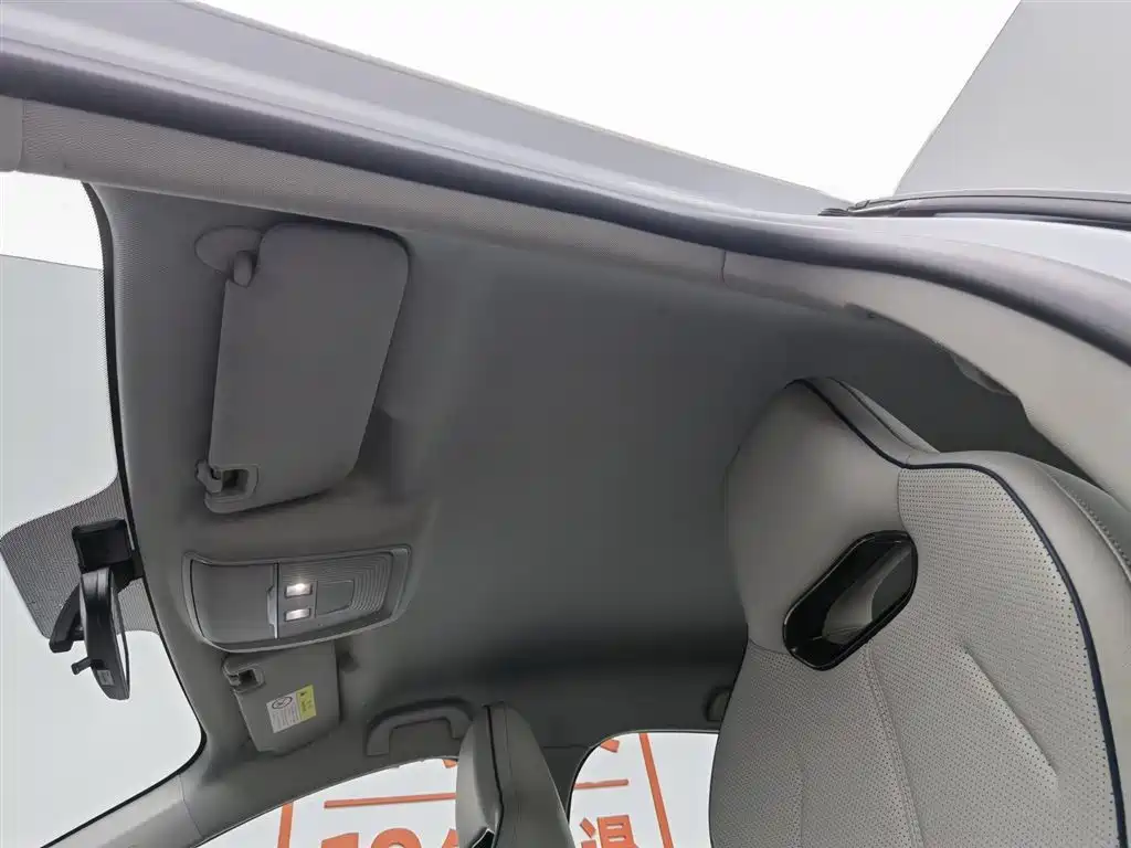 BYD Destroyer 05 2024 Glory Edition DM-i 55KM Luxury фото 14