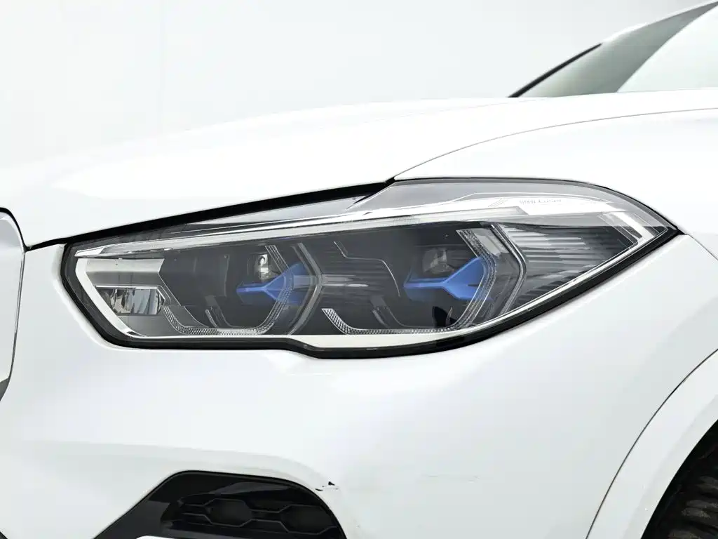 Photo 10 - BMW X5