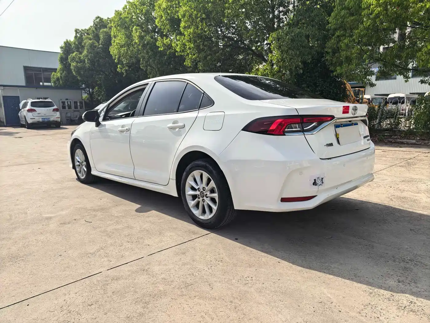 Toyota Corolla 2021 1.2T S-CVT Elite PLUS Edition фото 8