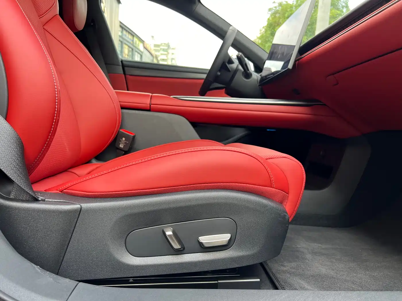 Xiaomi Auto Xiaomi SU7 2024 RWD Ultra Long Range Advanced Smart Driving Pro Edition фото 22