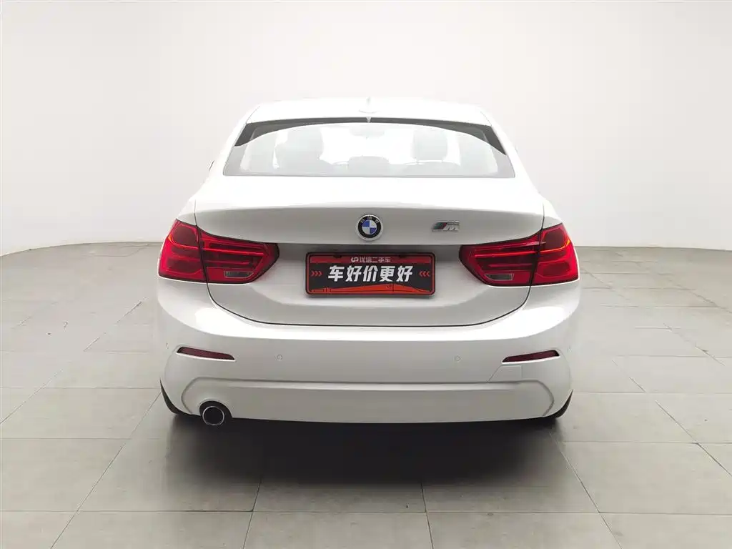 BMW 1 Series 2017 118i Fashion фото 4