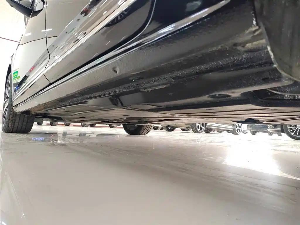 Volkswagen Passat 2023 Facelift 330TSI Luxury Edition фото 22