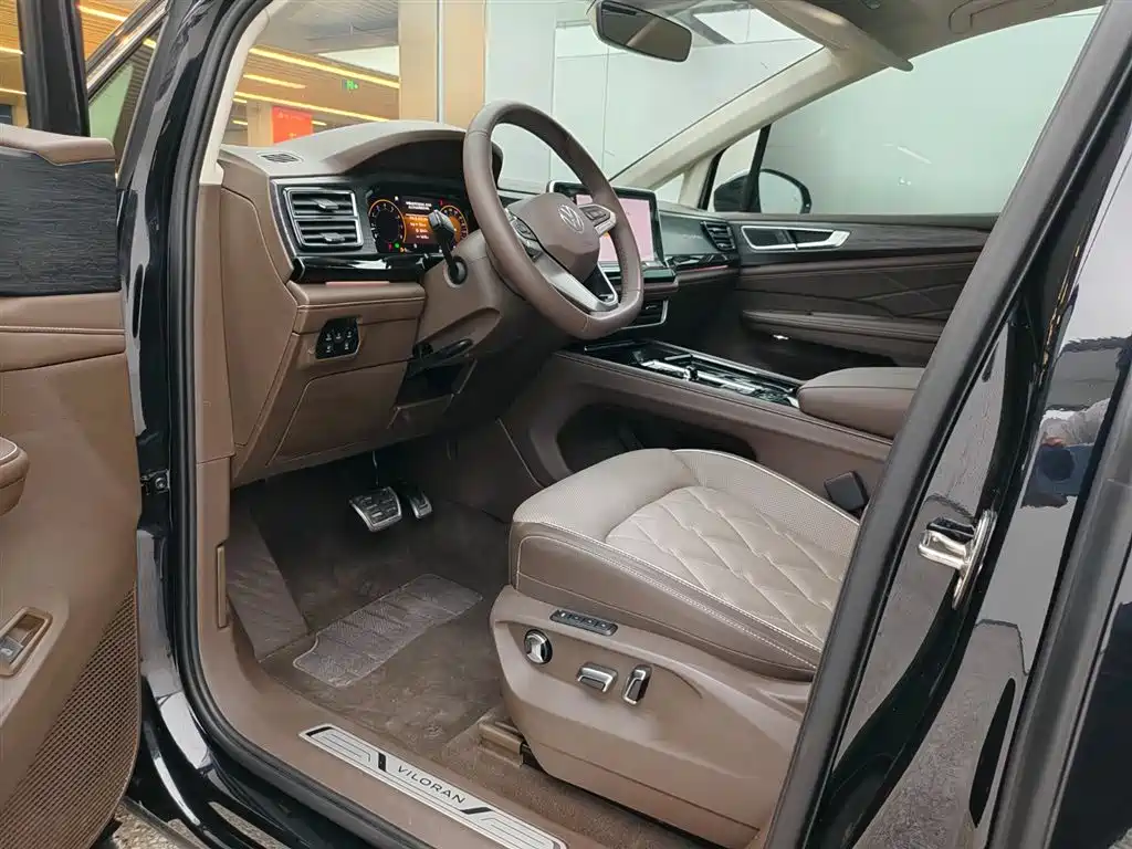 Volkswagen Viloran 2024 380TSI Executive Edition фото 6