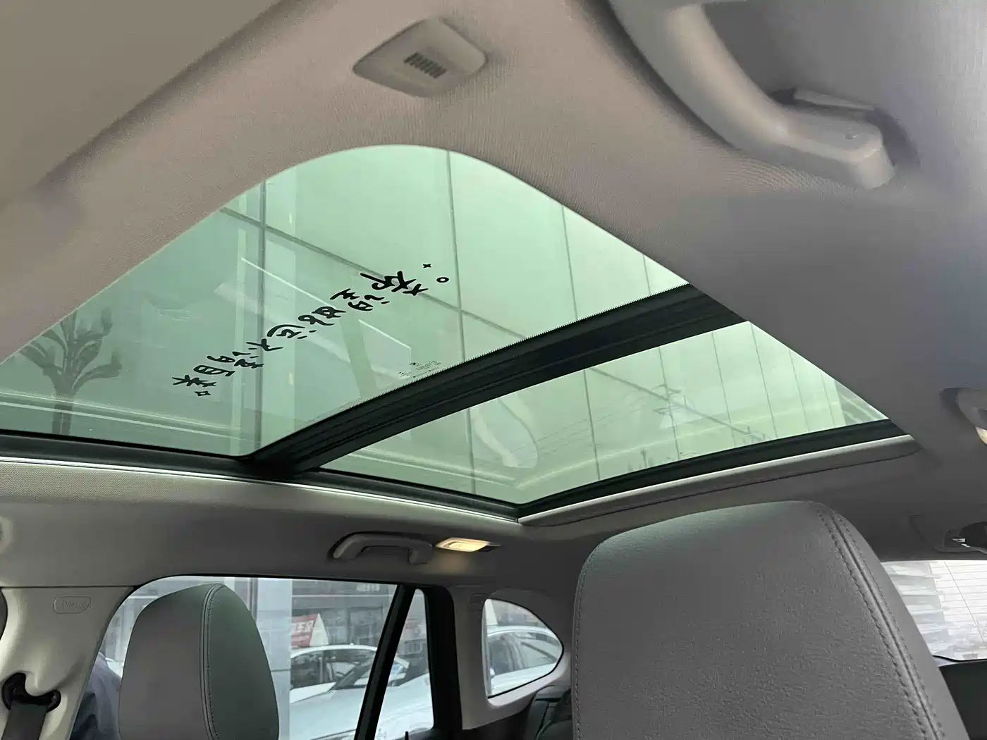 BMW X1 2019 sDrive20Li Leading Model фото 8