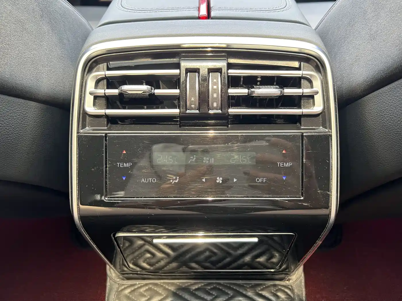 Hongqi H9 2020 3.0T Smart Connection Qi Chang Edition фото 19