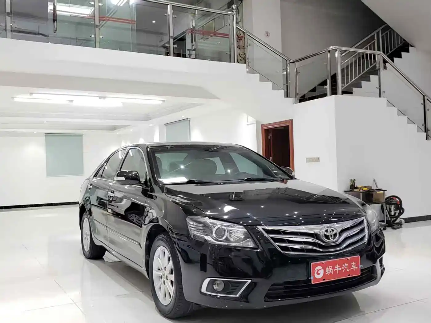 Toyota Camry 2013 200G Classic Luxury Edition фото 3