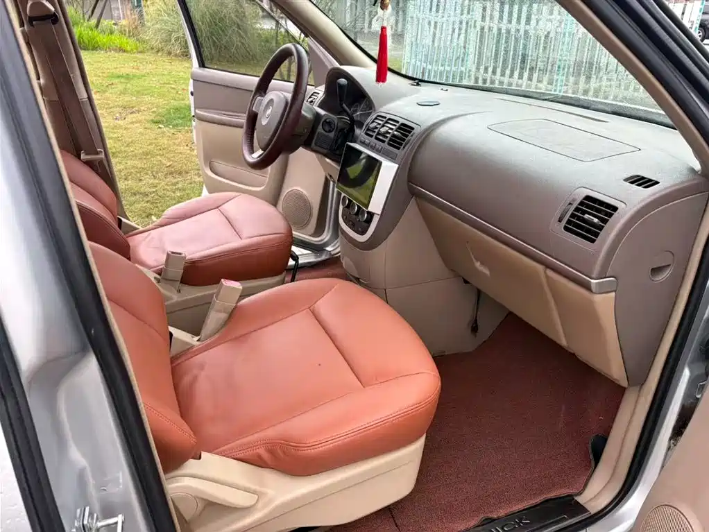 Buick GL8 2013 2.4L Comfort Edition фото 9