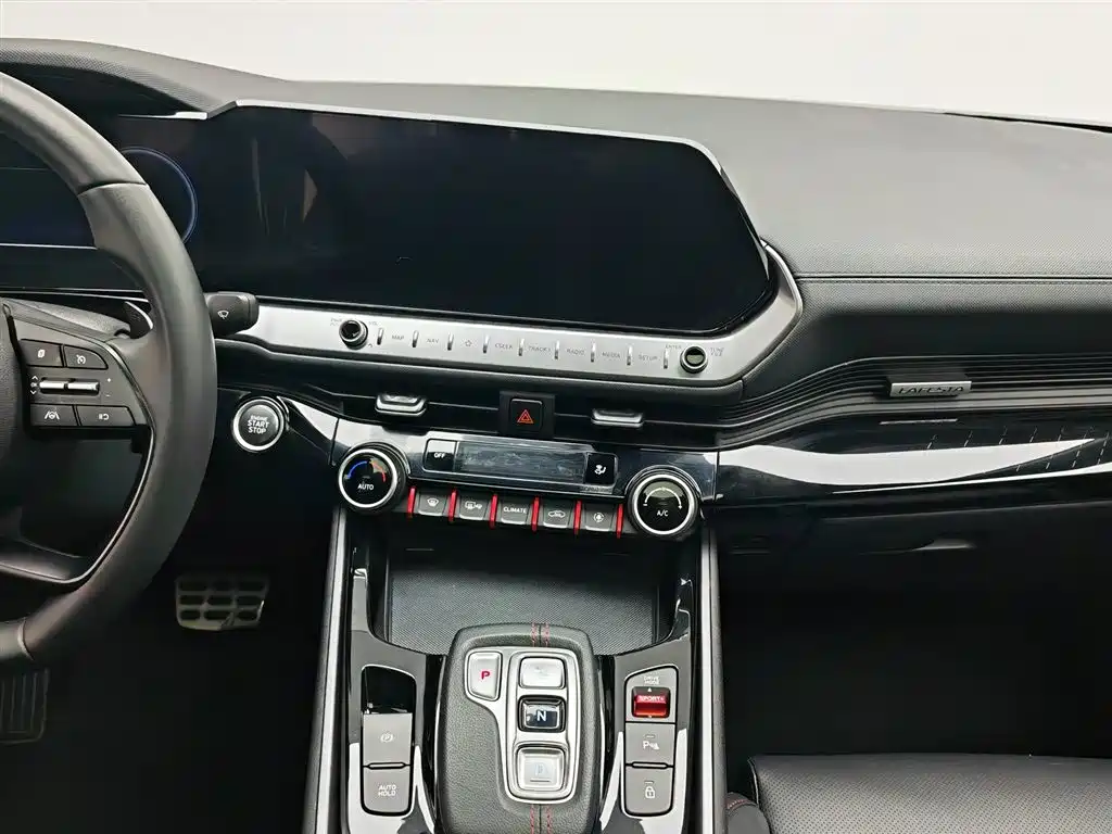 Hyundai Fista 2023 270T N Line DLX Luxury Edition фото 12