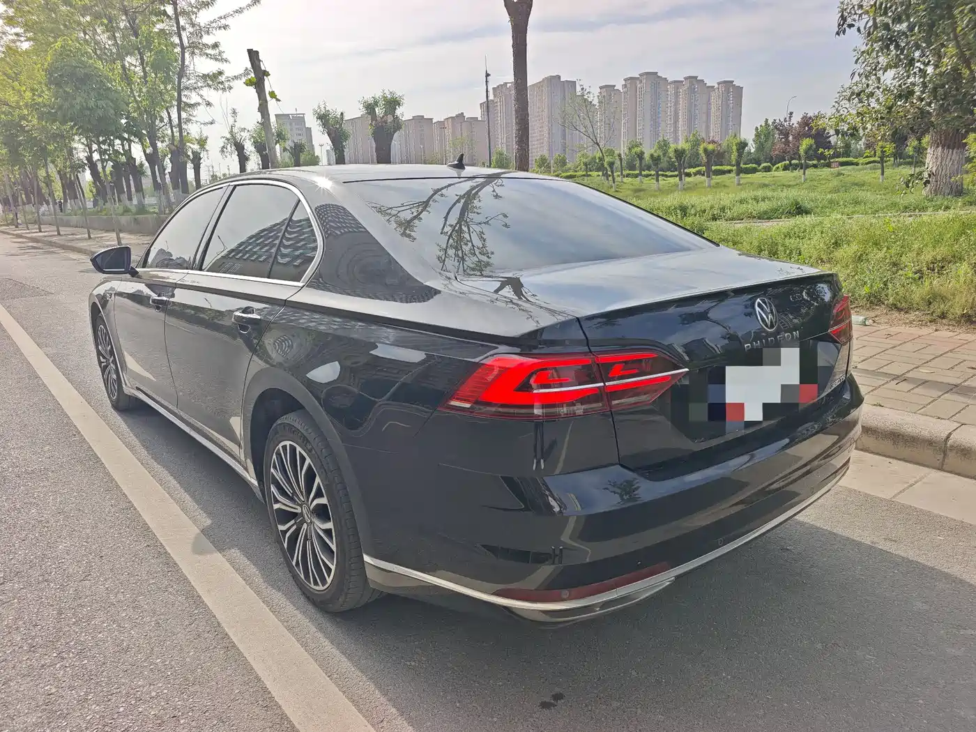 Volkswagen Phideon 2019 380TSI 2WD Business Edition China V фото 10