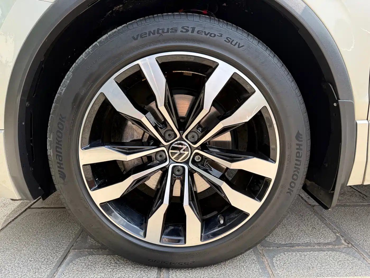 Volkswagen Tiguan L 2021 330TSI Automatic 2WD R-Line Premium фото 28