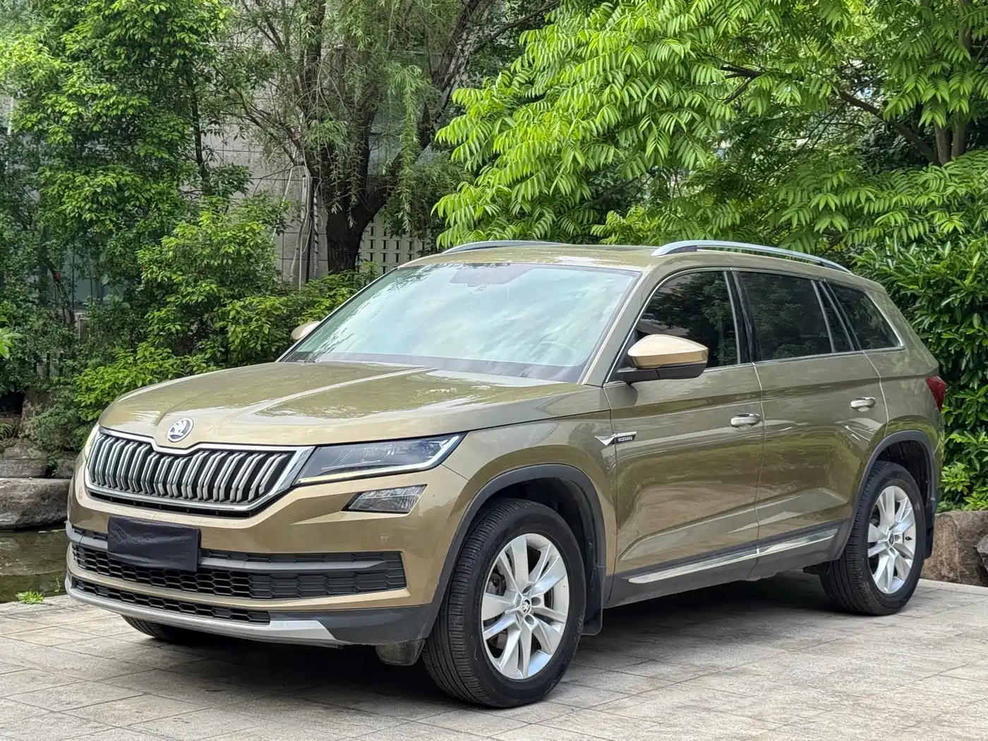 Škoda Kodiaq 2018 Facelift TSI330 7-seat 2WD Premium Luxury Edition