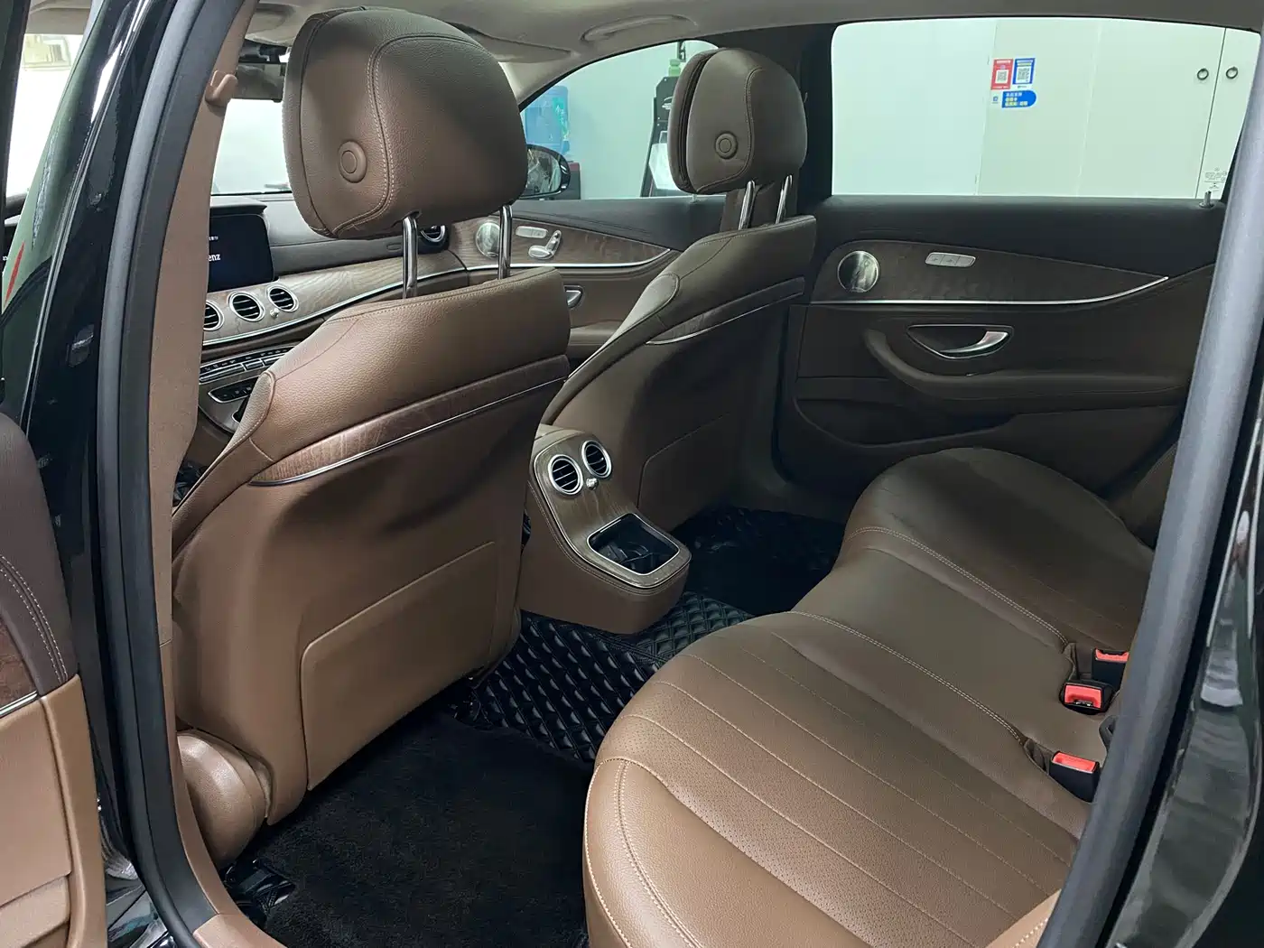 Mercedes-Benz E-Class 2021 Facelift E 260 L 4MATIC фото 8