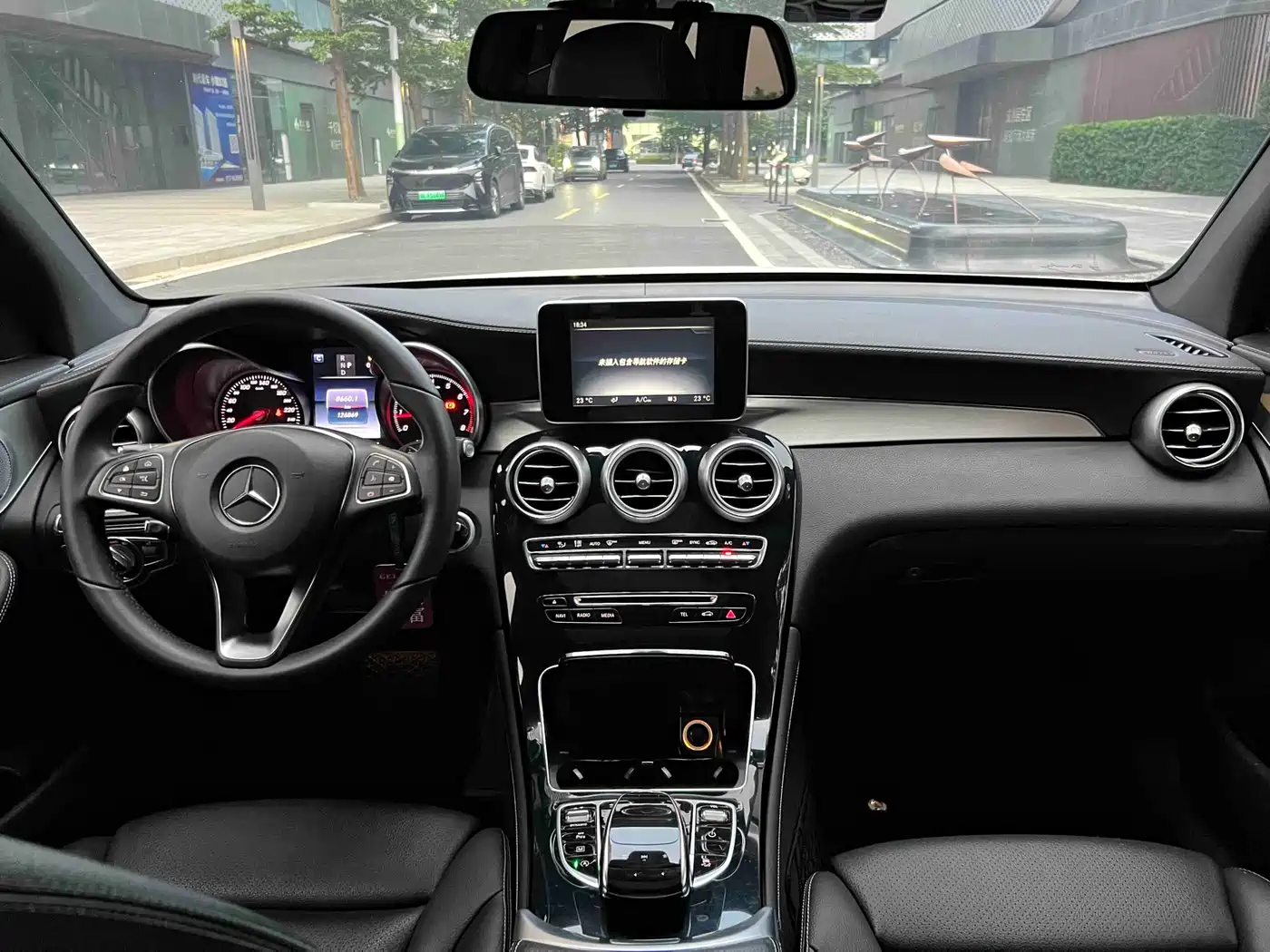 Mercedes-Benz GLC 2017 GLC 200 4MATIC фото 10