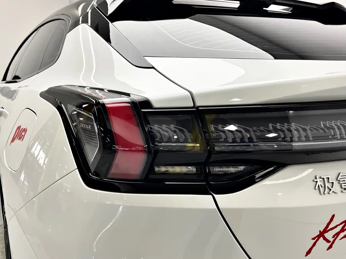 ZEEKR EXTREME KRYPTON 001