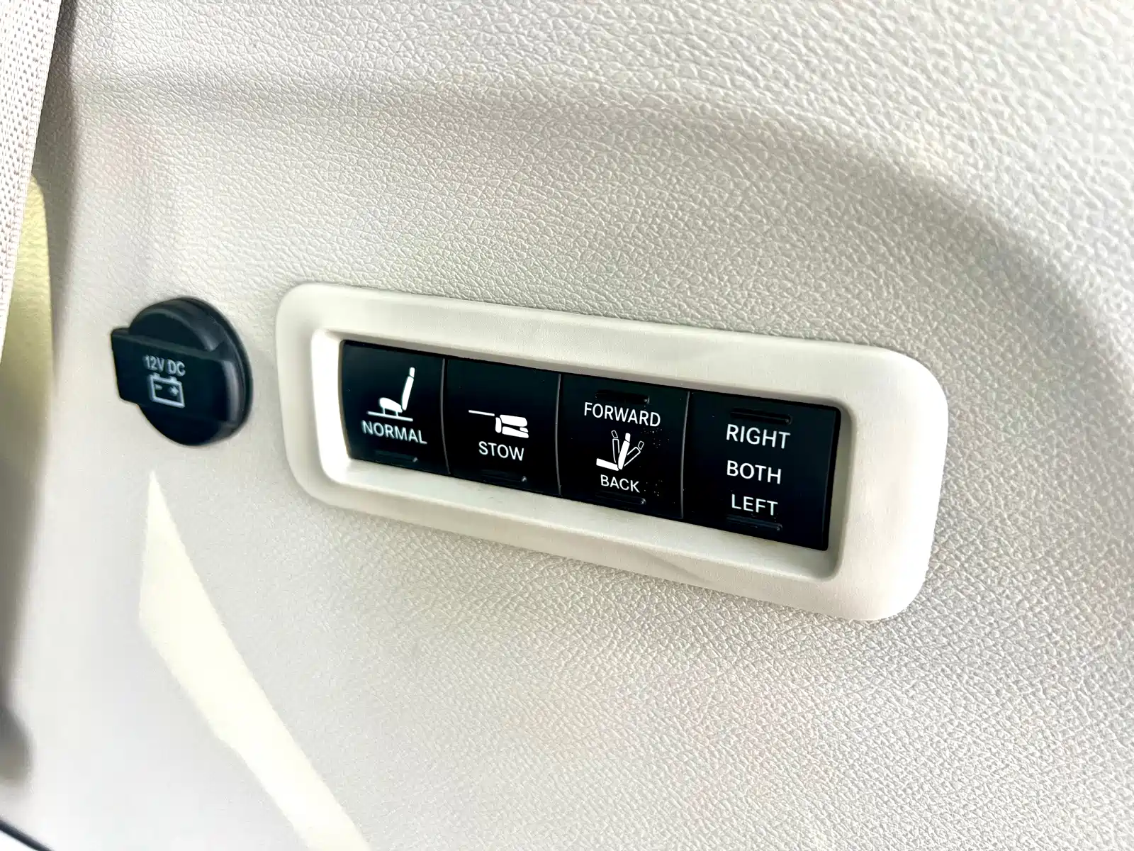 Фото 22 - Chrysler Pacifica