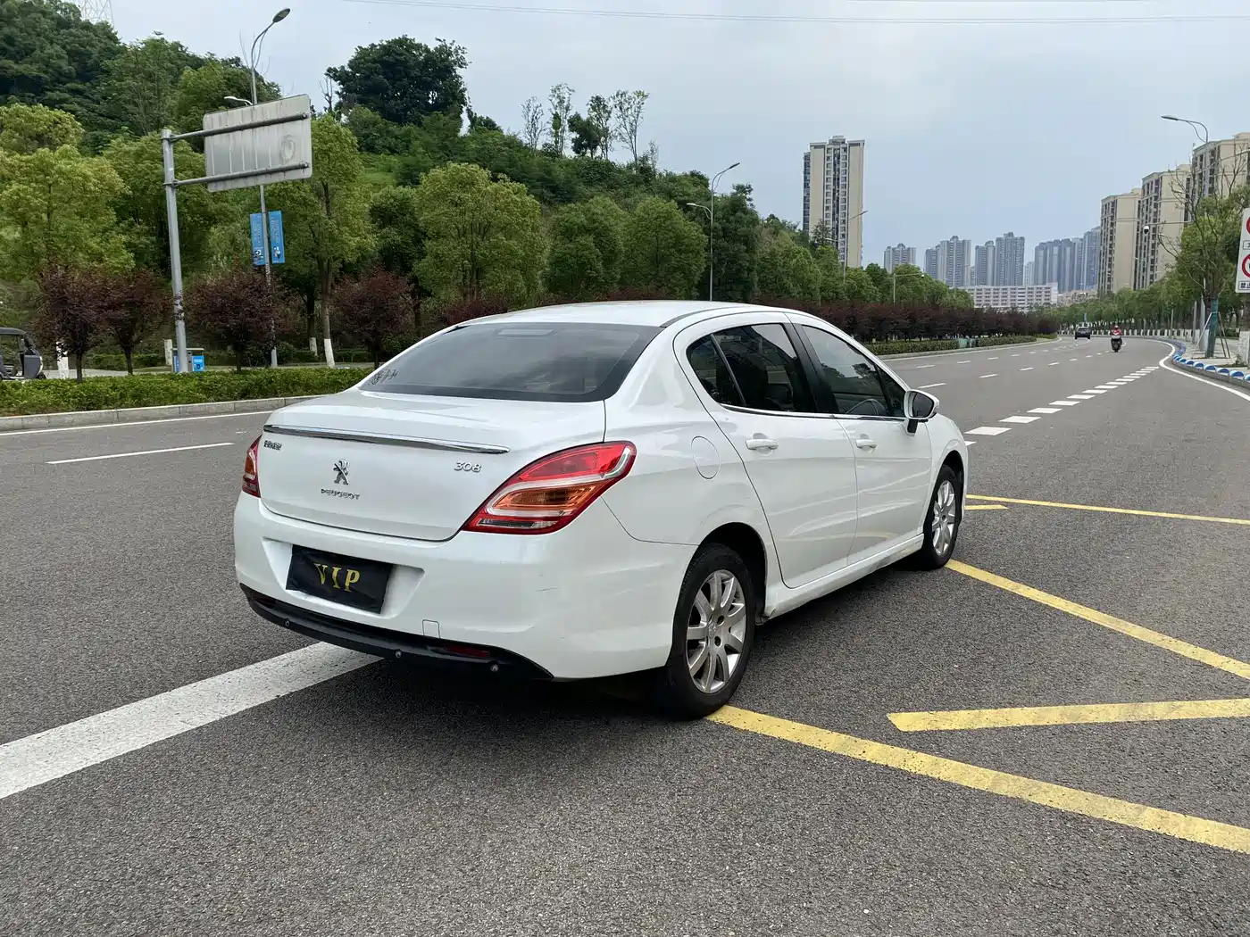 Peugeot 308 2014 Model Joy Edition Classic 1.6L Manual Trend Style фото 6