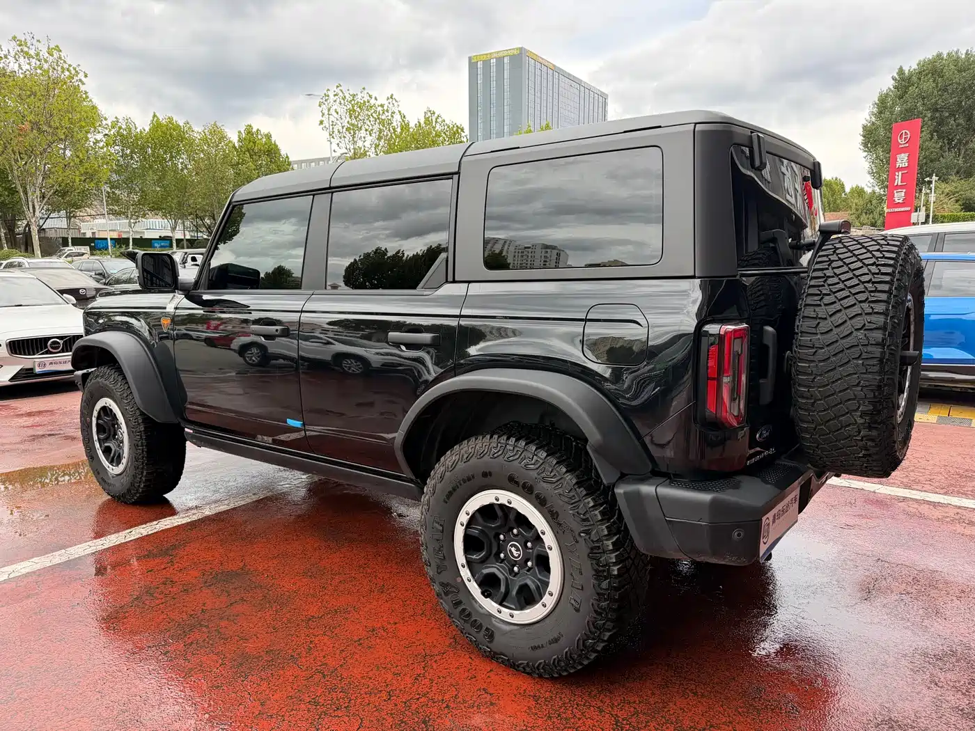 Ford Bronco 2025 2024 2.3T Badlands