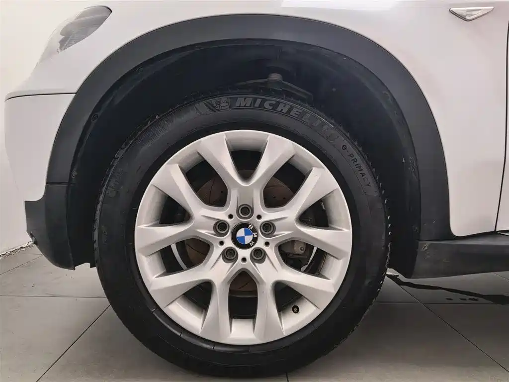 BMW X5 (Import) 2011 xDrive35i Luxury Edition фото 17