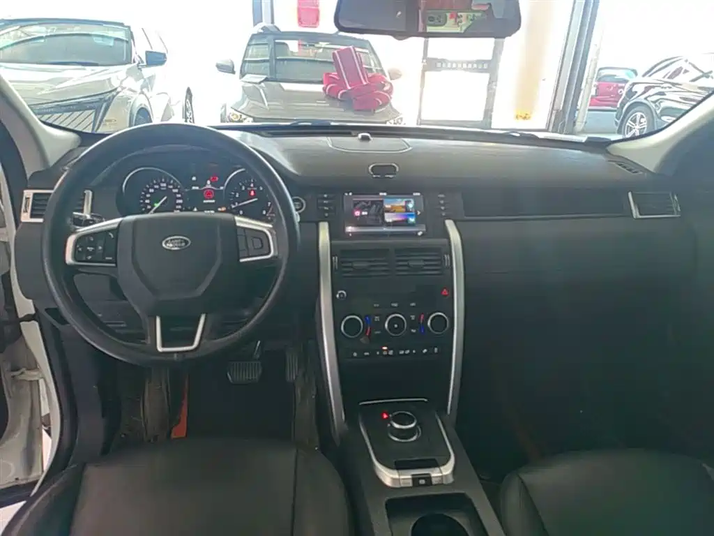 Land Rover Discovery Sport 2018 240PS PURE Edition фото 10