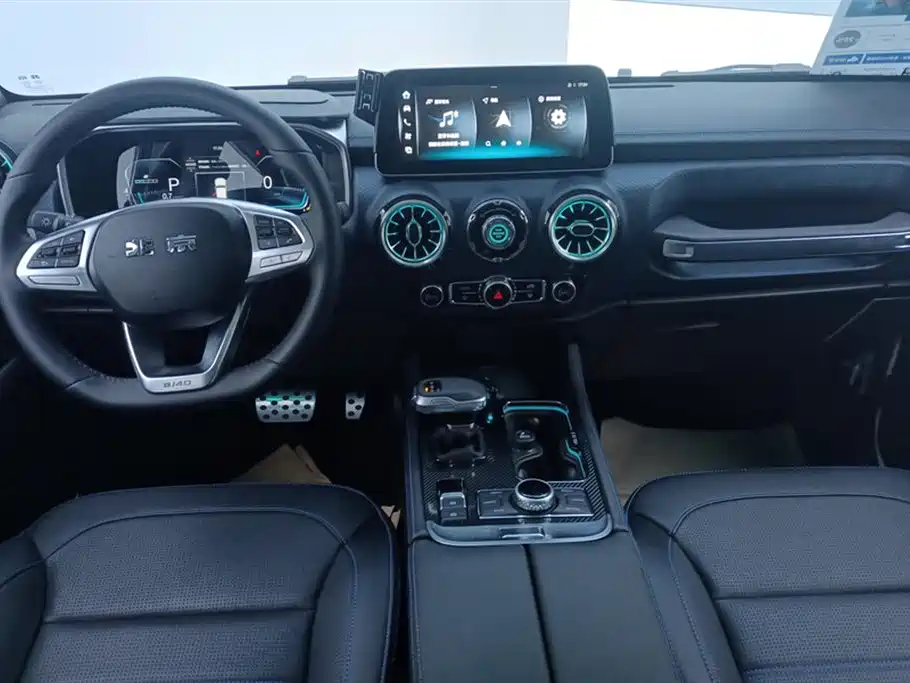 BAIC ORV Beijing Offroad BJ40 2024 2.0D Blade Hero Glory Edition фото 12