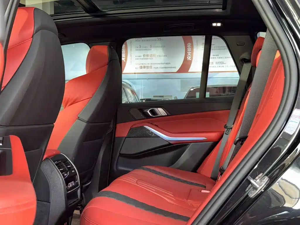 BMW X5 M 2023 Model X5 M Thunder Edition фото 19