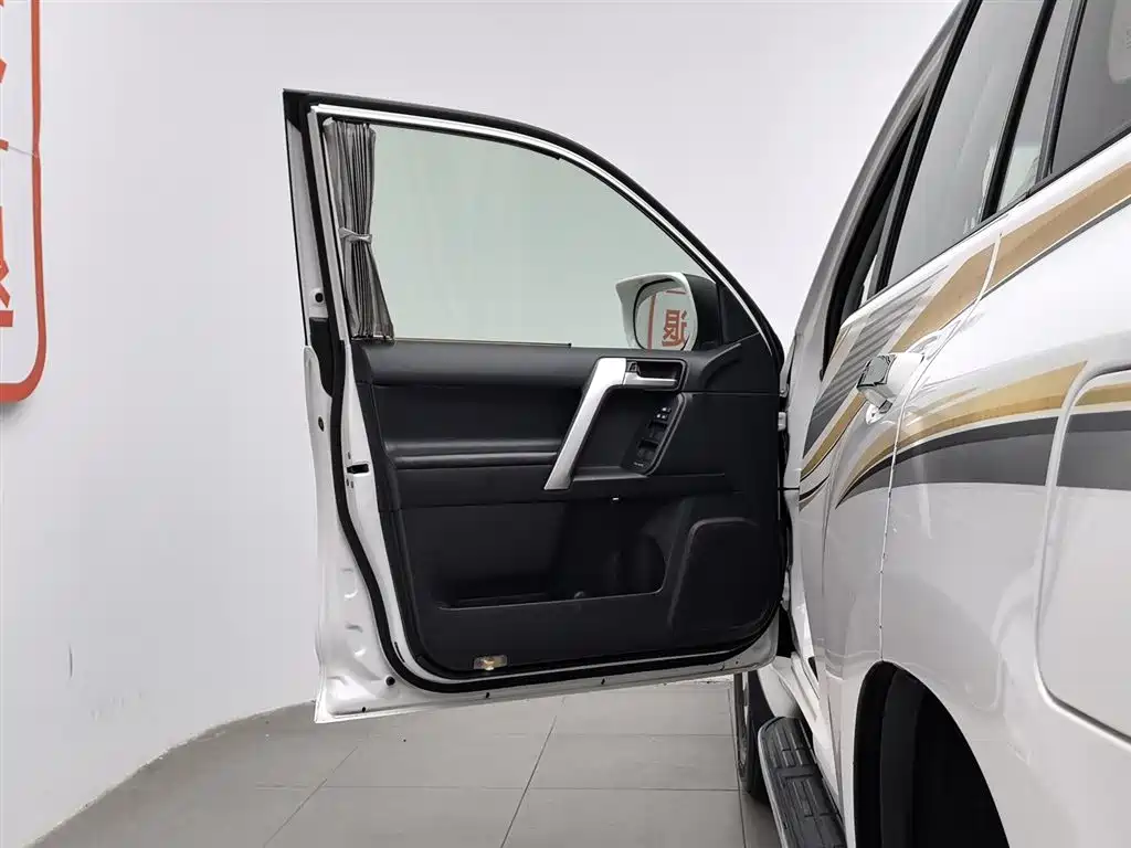 Toyota Prado 2019 3.5L Automatic TX-L Zunxiang Edition with Rear-mounted Spare Tire фото 8