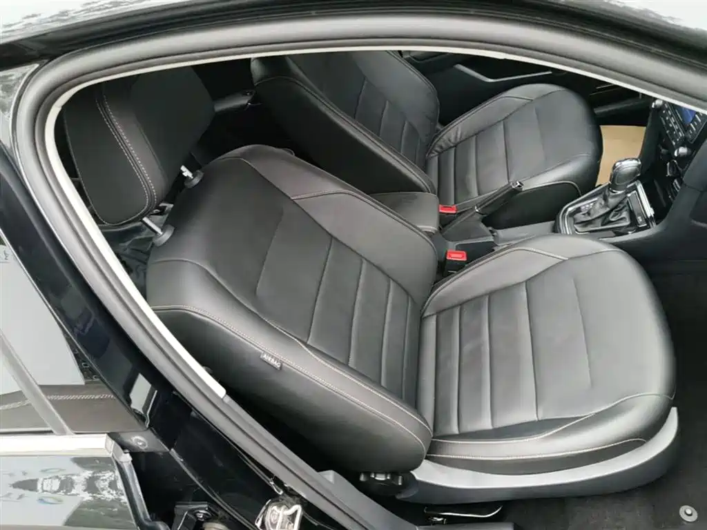 Volkswagen Bora 2018 1.5L Automatic Comfort фото 25
