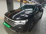 Фото 2 - Volkswagen Touareg