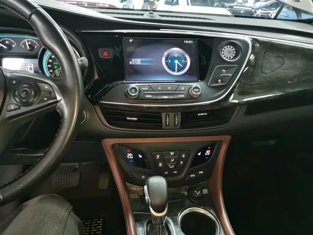Buick Envision Plus 2016 20T 2WD Elite фото 9