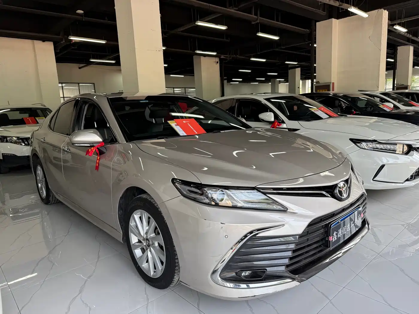 Toyota Camry 2021 2.0G Luxury Edition фото 3